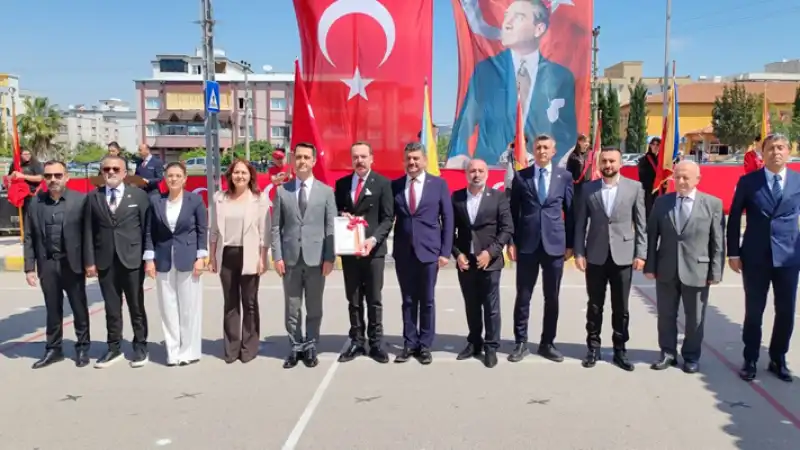 Erzin Kaymakamı Onur Özaydın’a Hemşerilik Beratı Verildi!