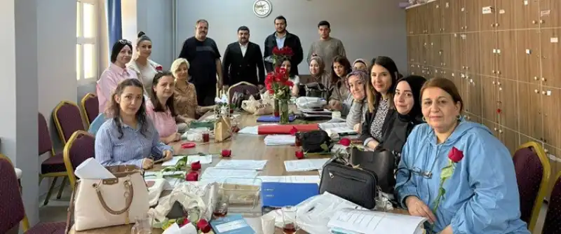 Ülkü Ocakları Hatay İl Başkanlığı’ndan Öğretmenlere Anlamlı Ziyaret