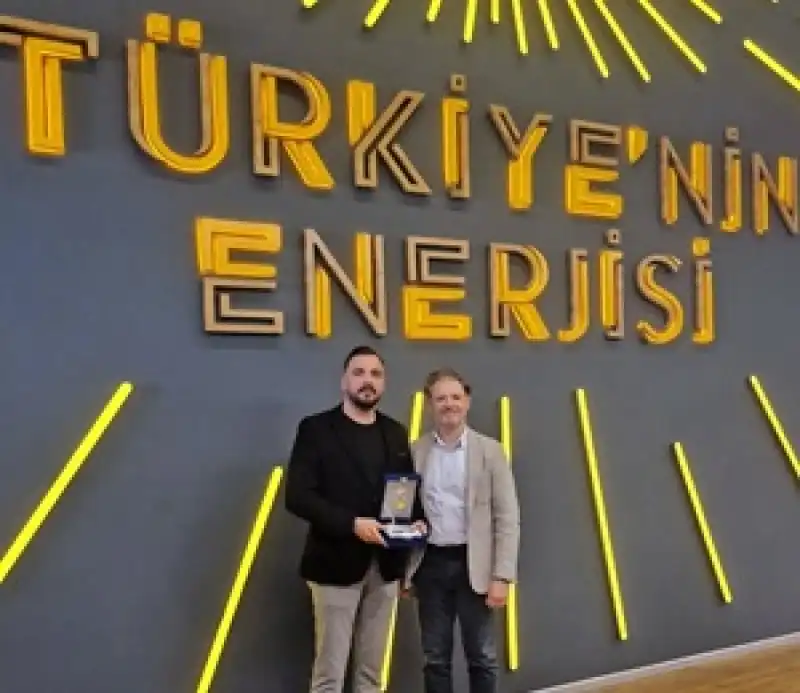 Kurumsal Satışta Liderlik Değişmedi: Mustafa Alıç Yine Zirvede