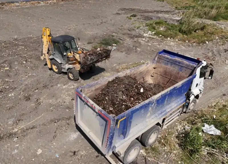 Sahiller Yaz Sezonuna Hazırlanıyor: Temizlik Seferberliği Başladı