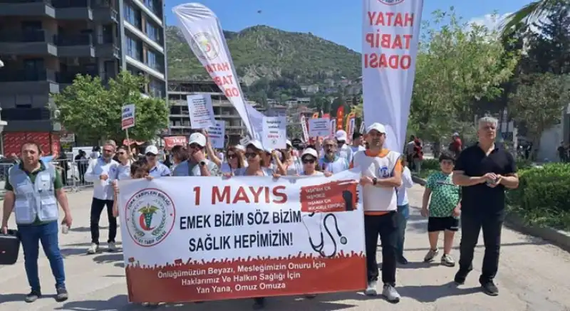 Hatay’da 1 Mayıs Coşkusu Sokaklara Taştı