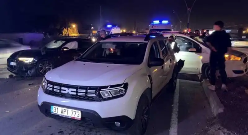 Arsuz Yolu’nda Zincirleme Kaza!