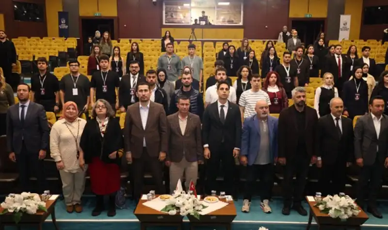 Üniversiteler Arası Bilgi Yarışmasının Açılış Töreni Yapıldı