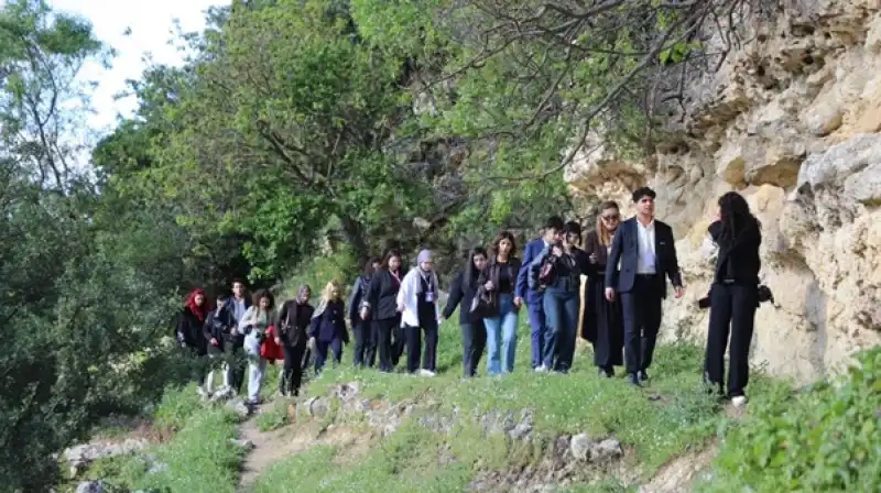 Üniversiteli Gençler Altınözü’nün Tarihi Ve Turistik Değerlerini Keşfetti