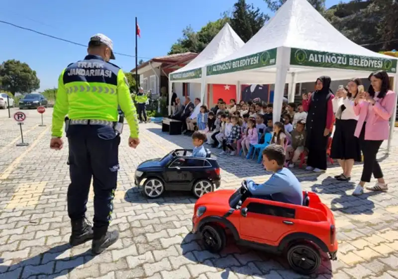 Altınkaya’lı Miniklere Uygulamalı Trafik Eğitimi