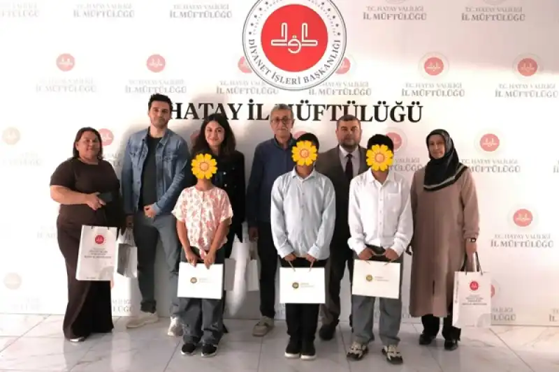 Sevgi Evlerinde Kalan Çocuklardan Duygulandıran “Naat” Yarışması