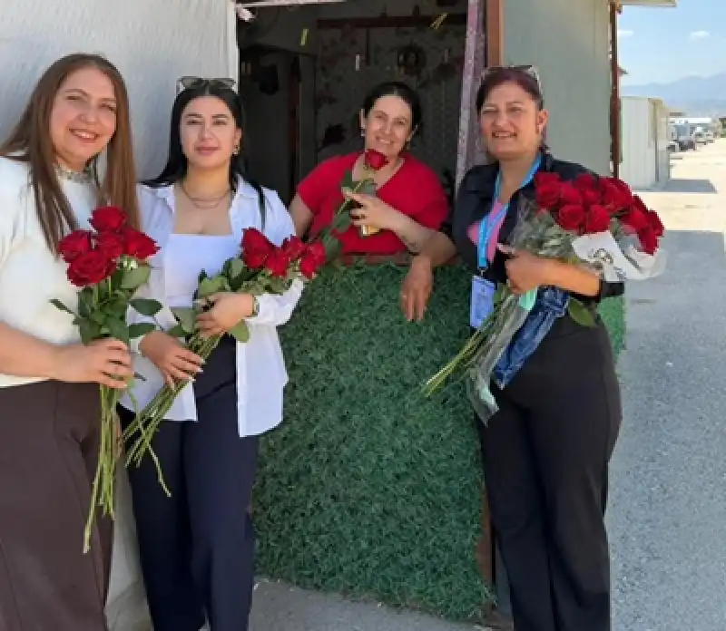 UGC Hatay’dan Fedakâr Annelere Duygu Dolu Ziyaret
