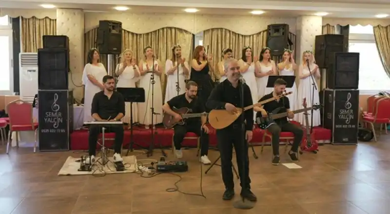 Rihen Derneği’nden Anneler Günü’nde Dayanışma Ve Sanat Buluşması
