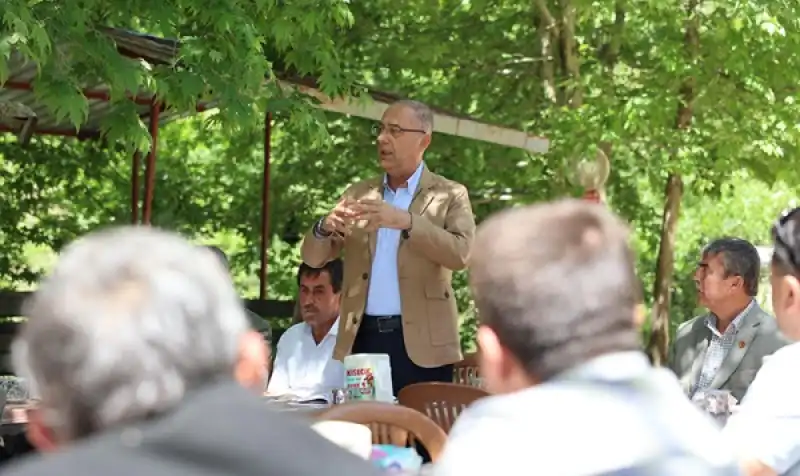 Başkan Yapar, Kisecik Mahallesi’nde Muhtarlarla Bir Araya Geldi