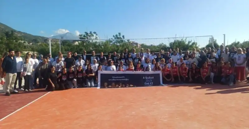 Depremde Kaybedilen Voleybolcuların İsimleri Anıt Parkta Yaşayacak