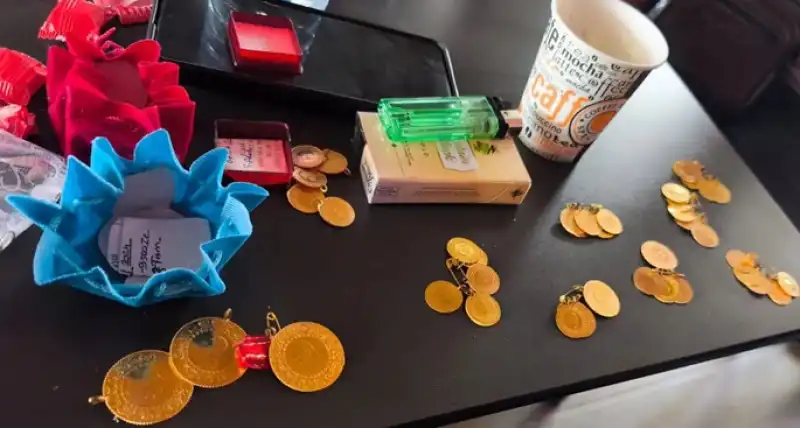 Altın Dolu Çanta Sahibine Teslim Edildi