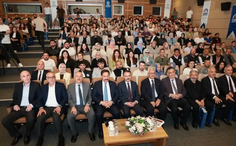 Vali Masatlı’ya ‘Sarsıldık Sarıldık’ Hatıratı