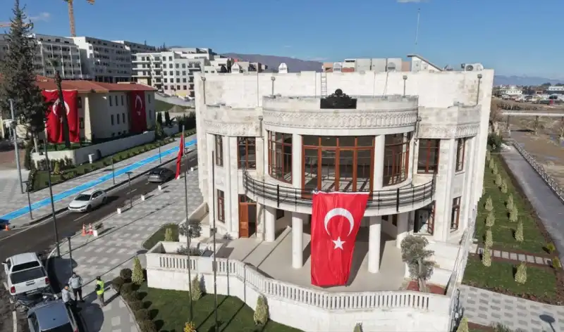 Tarihi Meclis Binası, Devlet Tiyatroları Sahnesi Olarak Yeniden Hayat Buluyor