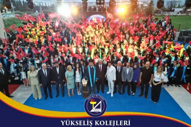 Yükseliş Koleji’nde Mezuniyet şöleni