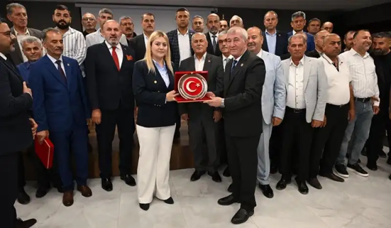 Kadir Delibalta, “Fahri Hataylı Hemşehrimiz” Olarak Onurlandırıldı