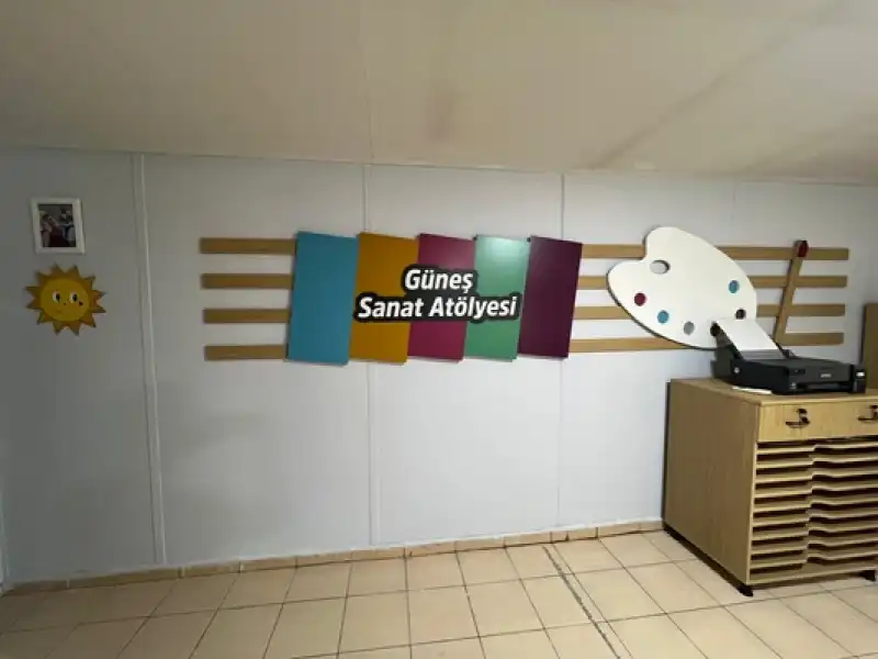 Hayatını Kaybeden Minik Güneş'in Ismi öğretmenin öncülüğüyle Hatay'da Yaşayacak
