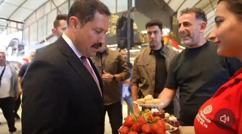 Vali Masatlı’dan Uzun Çarşı’ya Bayram Ziyareti
