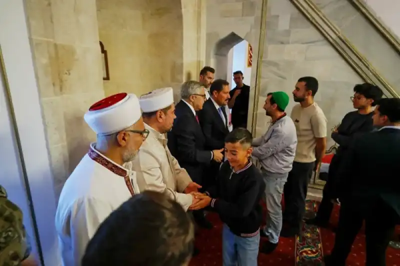 Bayram Namazı Habib-i Neccar Camii’nde Kılındı