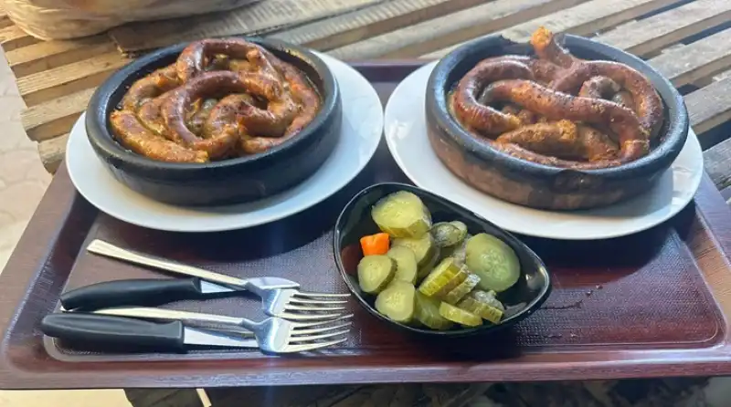 Kiremitte Tereyağlı Mumbarın Adı: Mumbarcı Hikmet