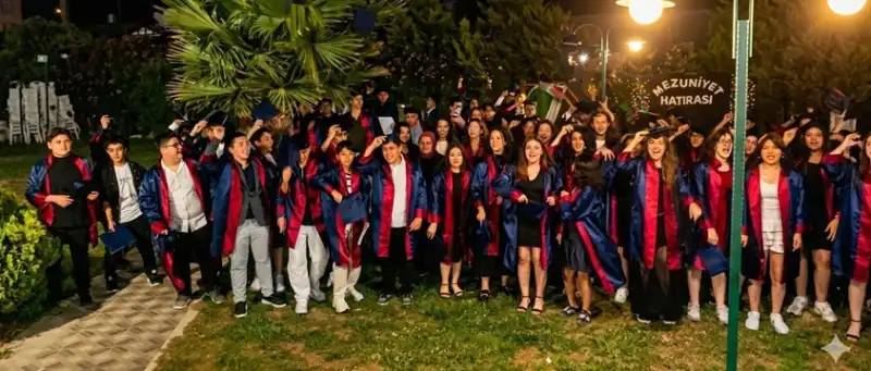 Metropol Eğitim Kurumları Saraykent Şubesi’nde Mezuniyet Coşkusu
