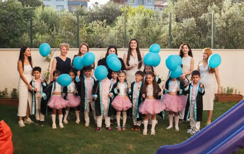 Ecemsu Anaokulu İlk Mezunlarını Alkışlarla İlkokula Uğurladı