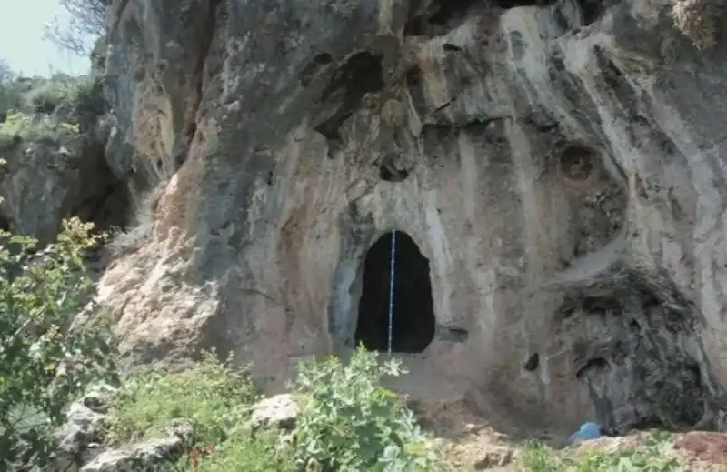 Hassa’daki Kılıçdede Mağarası Tarihin İzlerini Taşıyor