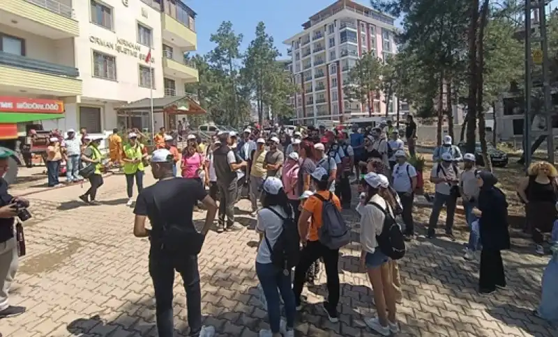 Yüzlerce Gönüllü Doğa İçin Buluştu! Hatay'da Anlamlı Çevre Hareketi