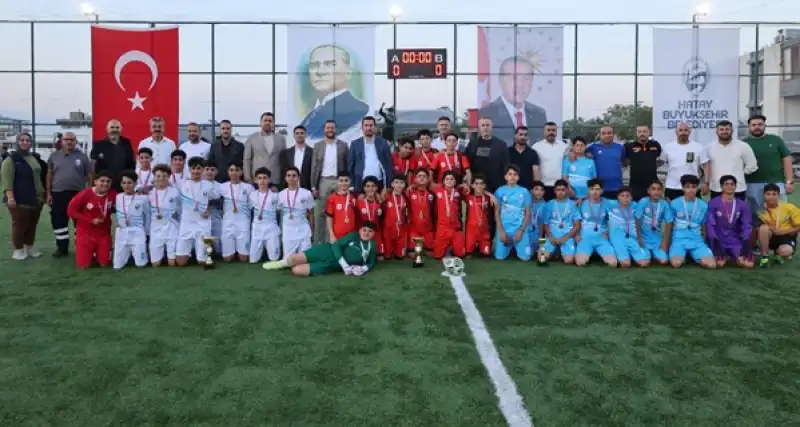 HBB’nin Halı Sahaları Turnuvayla Hizmete Açıldı