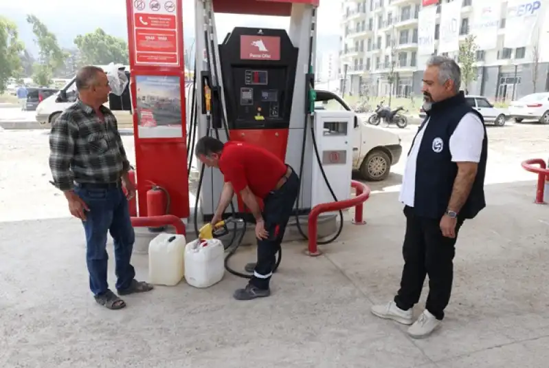 HBB üreten çiftçinin Yanında 