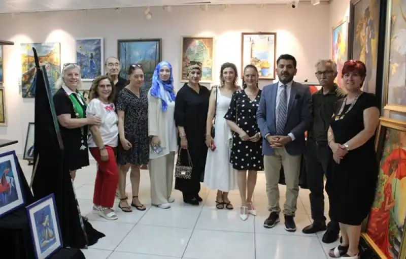 Hataylı Ressam Ali Sürmeli’nin Yalova’daki Kişisel Resim Sergisine Yoğun İlgi