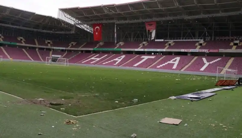Hatay Stadı Yeni Sezona Yetiştirilemiyor!