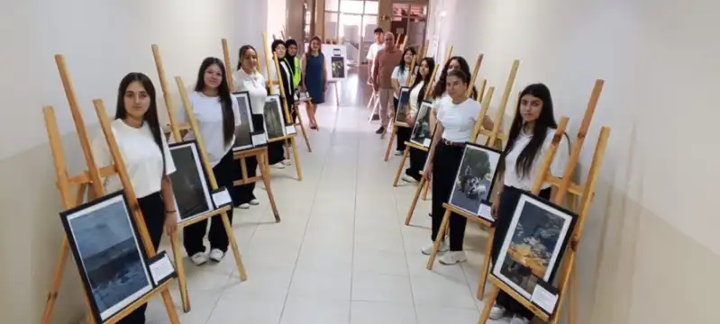 Geleceğin Gazetecileri Eserlerini Sergiledi