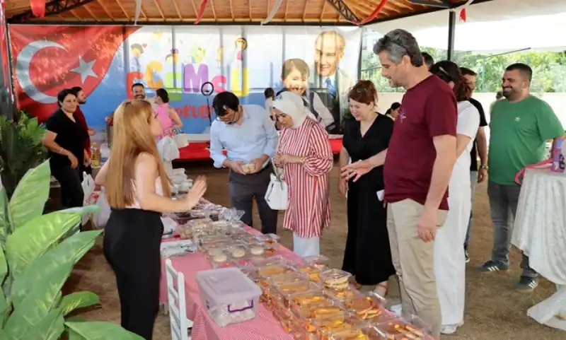 Minik Kalplerden Büyük İyilik: ECEMSU MiniFest