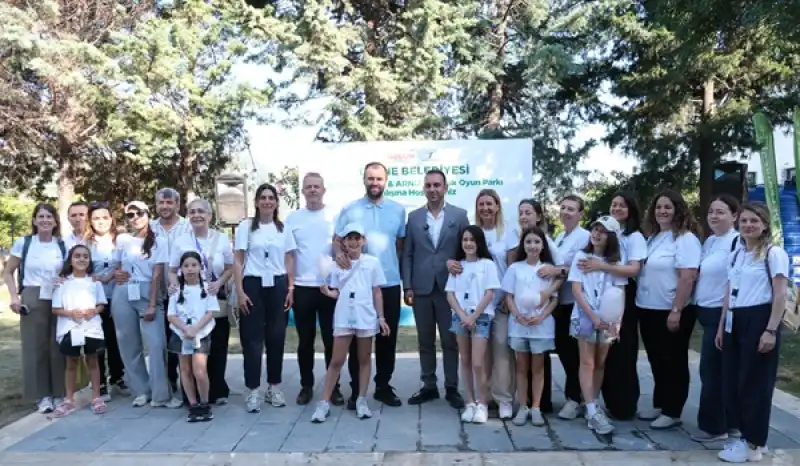 Başkan Özgün: “Çocuklarımızın Mutluluğu, Defne’nin Geleceğine Yapılan En Değerli Yatırımdır”