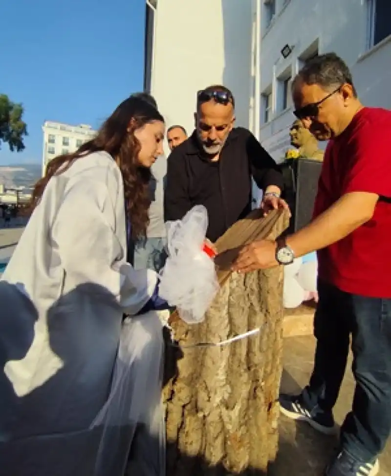 İskenderun Lisesi’nde Mezuniyet Coşkusu