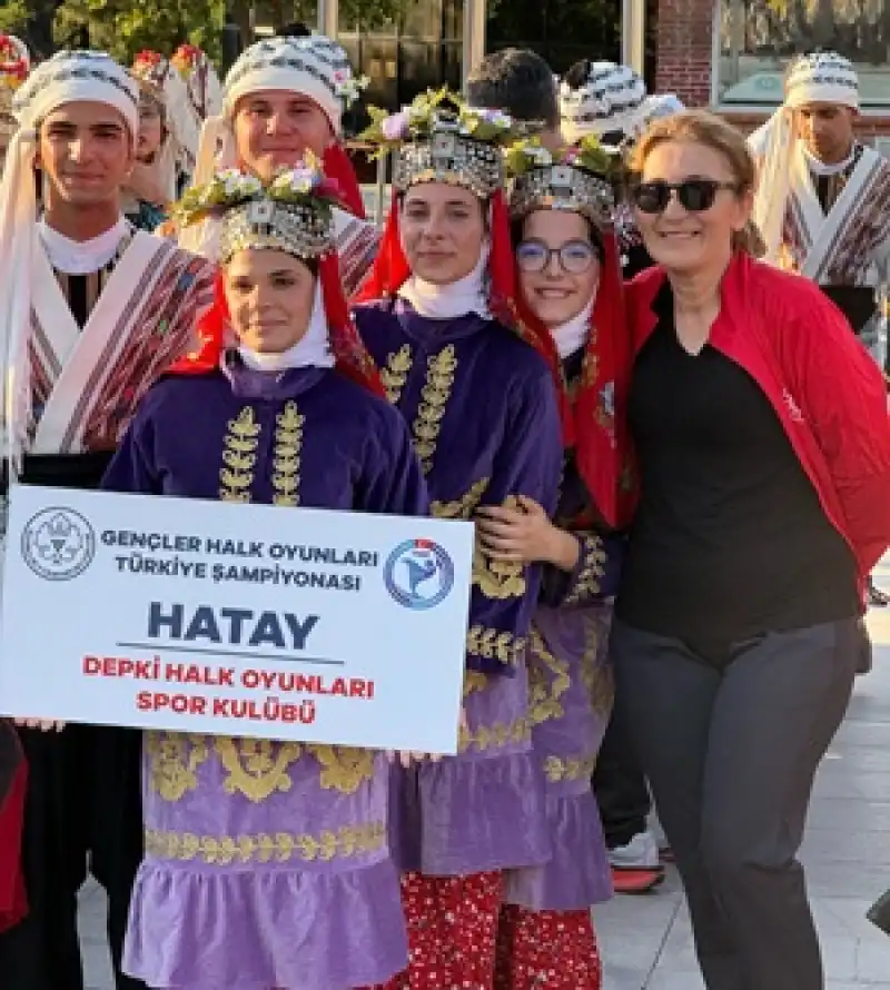 Hatay Depki Halk Oyunları Ekibi Türkiye üçüncüsü