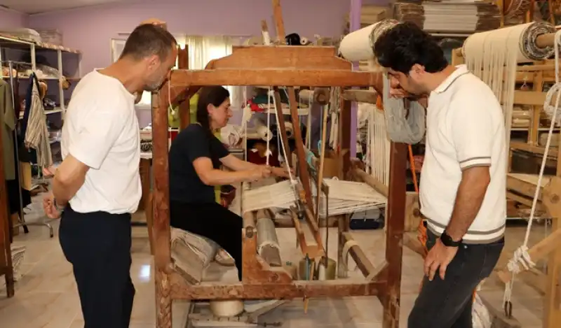 Yaşayan İnsan Hazinesi Emel Duman’a Ogün Kaptanoğlundan Ziyaret 