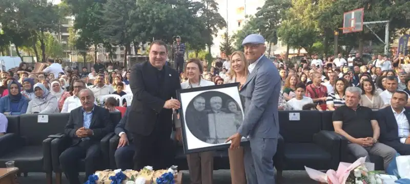 Defne Selim Nevzat Şahin Anadolu Lisesi’nde Mezuniyet Coşkusu Yaşandı 