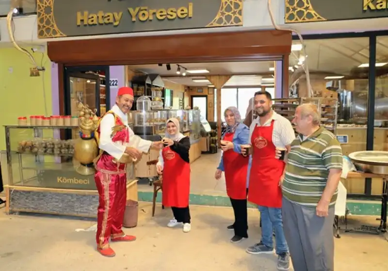 Hatay'ın Yüzyıllık Geleneği Hançer Usta'nın Omuzlarında