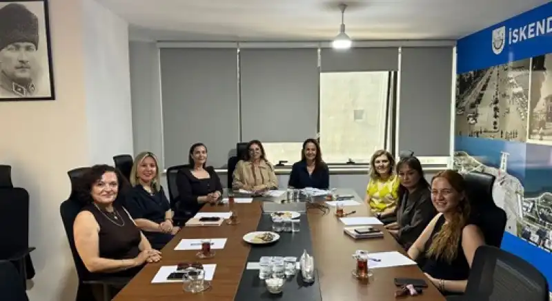 İskenderun Kent Konseyi Çocuk Meclisi Genel Kurulunda Çocuk Meclisi Başkanlığına Gülser Yiğit Seçildi. 