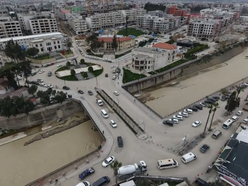 Antakya Ata Köprüsü 1 Temmuz'da Yıkılıyor