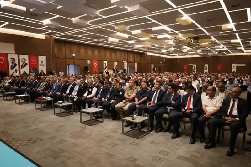 Hatay’da Muhtarlar Akademisi Sertifika Töreni Gerçekleştirildi