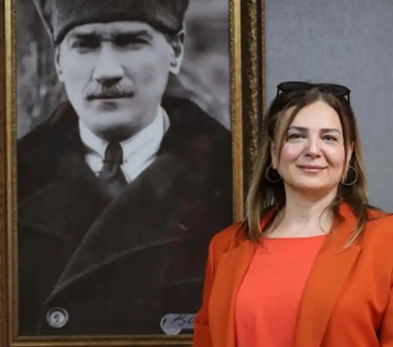 Ürgenpaşa Mahallesi’nde Ticari Bağımsız Bölümlerin Anahtar Teslim Süreci Başladı