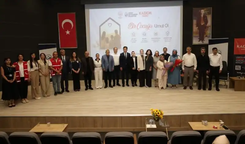 Hatay’da Koruyucu Aile Farkındalık Paneli Düzenlendi