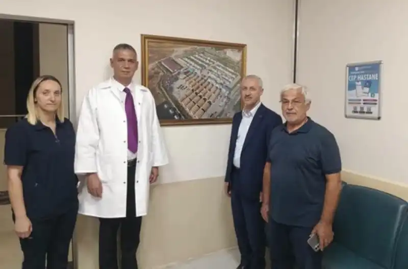 Hastane Personelinden 2 Bin Parçayı Bir Araya Getiren Dayanışma Tablosu