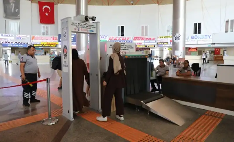 HBB Zabıtasından Otogarlara Ve Toplu Taşıma Araçlarına Denetim