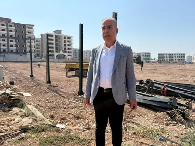 Kırıkhan’da Hatay’ın En Büyük Kapalı Semt Pazarı Yükseliyor
