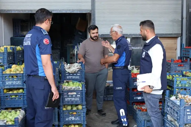 HBB’den, Hal Ve Manavlarda Yüksek Fiyat Denetimi
