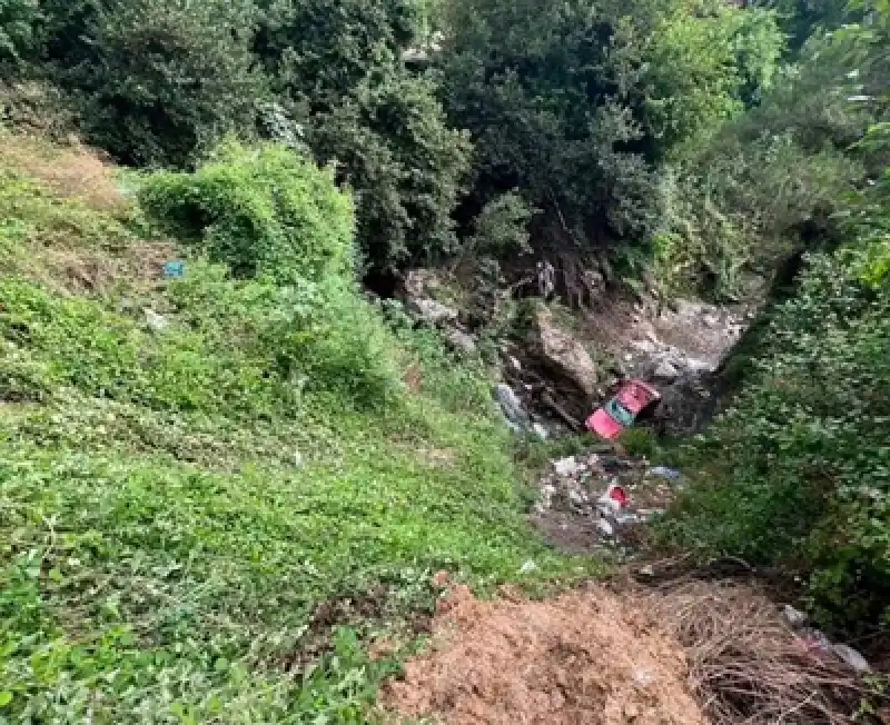 Bu Kazayı Sürücü Yaralı Atlattı!