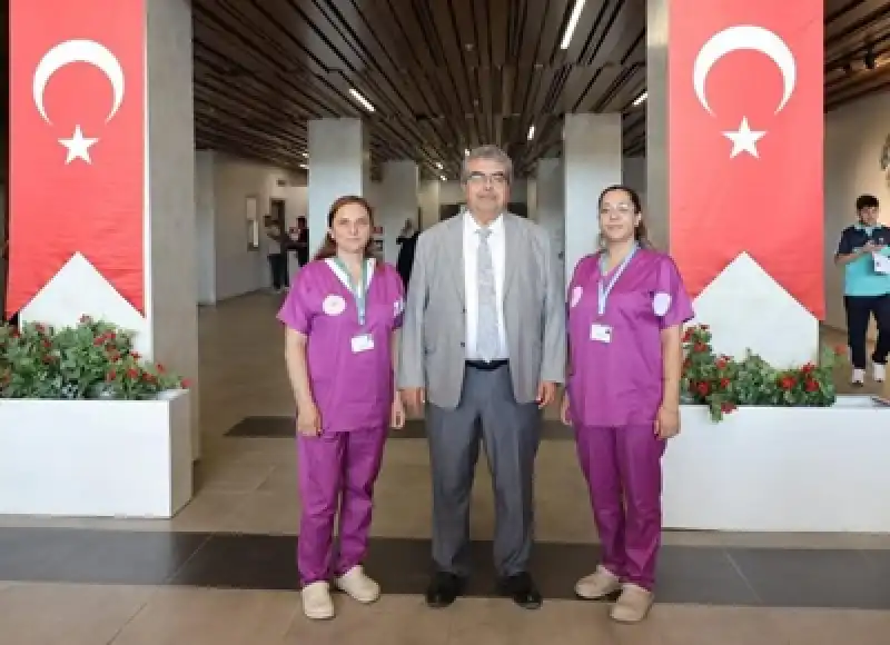Hatay İl Sağlık Müdürlüğü’nden Yeni Kurumsal Kimlik Kılavuzu Ve Çalışma Kıyafeti Tanıtımı Hakkında Açıklama